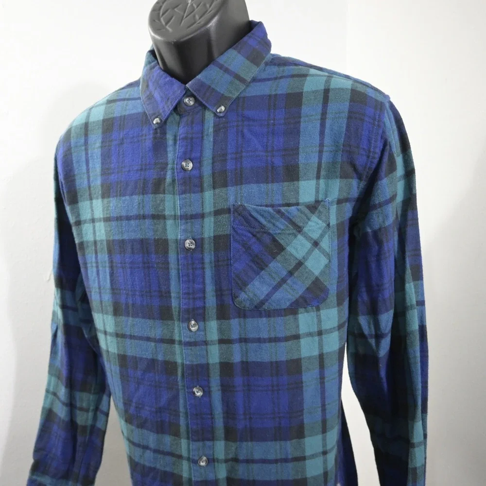 Magellan Outdoors Flannel Button Up Mens M Classic Fit Blue Green Plaid Pocket